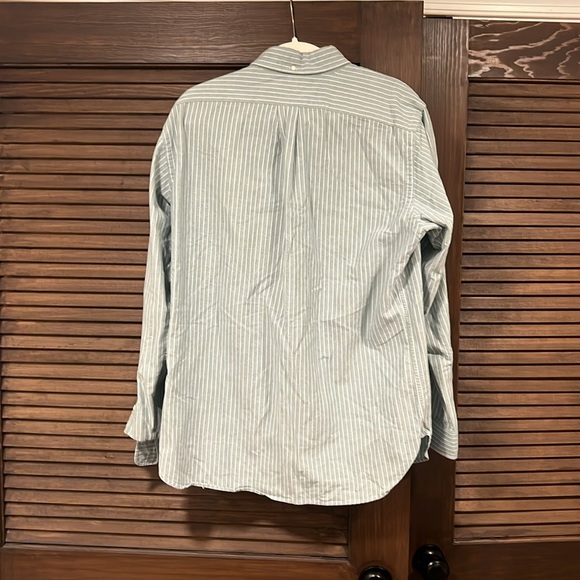 American living medium button up. Light green with white strips - Picture 2 of 2